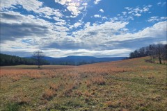 257 ACRE FARM WITH PANORAMIC VIEWS IN CRAB ORCHARD TENNESSEE